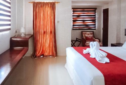 Hotel Reddoorz @ Joyce Palace Antique