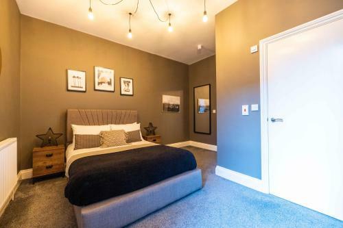 Veyron Apartments - Part Of The V Group