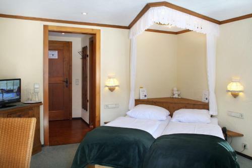 Hostal Hotel Adler B�rental