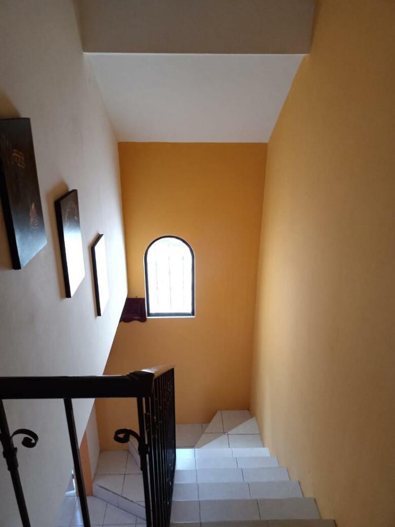 Casa Amplia A 5 Min Del Centro En Zona Cerrada