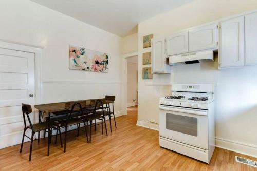 5 Bedroom Koreatown Charmer Near Dtla