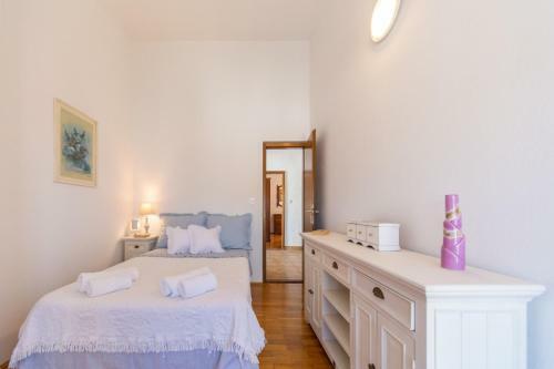 Luxury Apartment Pharos