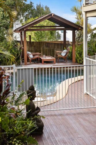 16 Wyona Drive, Noosa Heads