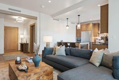 Apartamento Riverfront Lodge In Avon 3 Bedroom Residence