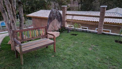 Ch�cara Com Piscina Aquecida Em Condom�nio Fechado