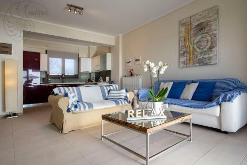 Beach Villa Amfitriti - Your Dream Summer House!