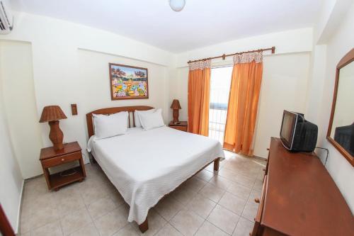 Hotel Acuarium Suite Resort
