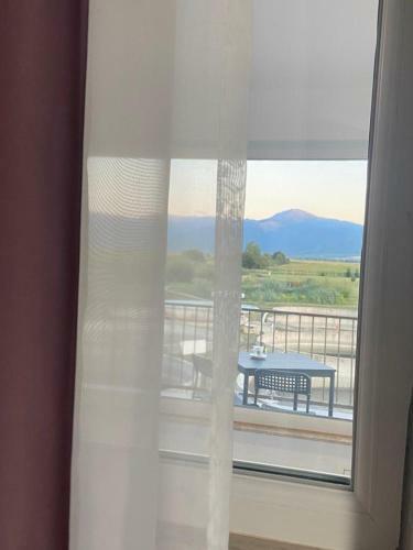 Hostal La Izvoare Pensiune-p?str?v?rie