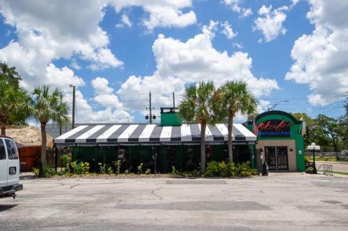 Apartamento Downtown Clearwater With Pool Parking And Golf
