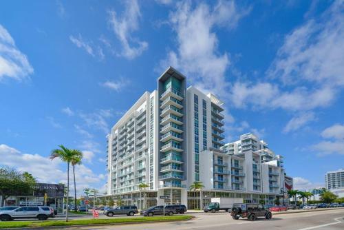 Apartamento Luxury 1/1 + Den Modern Condo In Design District