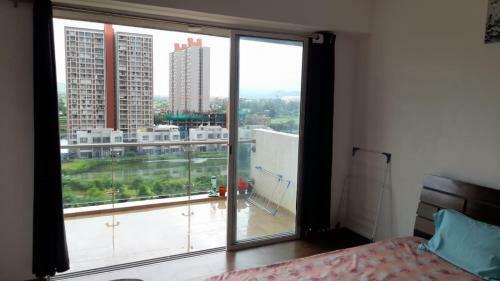 Apartamento AC 3bhk Fully Furnished Flat With Golf View
