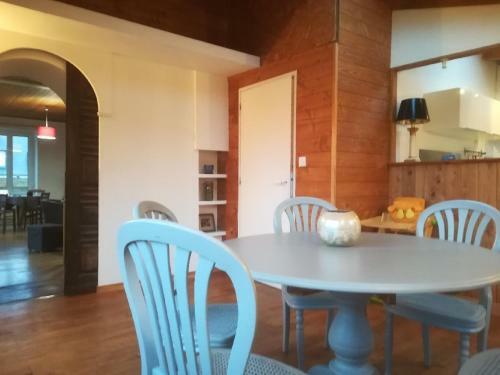 Maison Vue Mer Plages Et Bourg � Pied