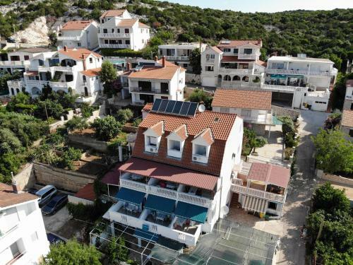Apartments Barbara Tisno