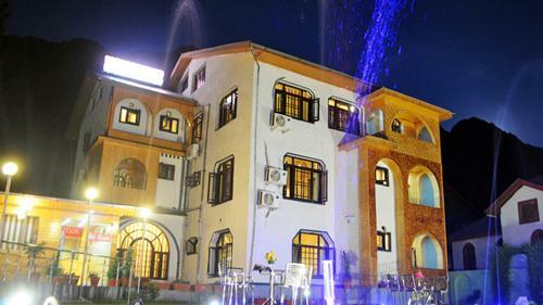 Hotel The Orchid Inn By 29bungalow