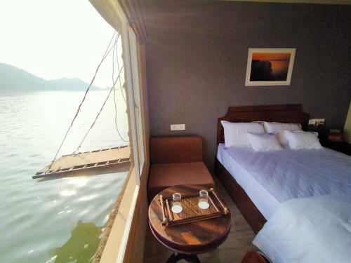 Riverbourne Cruise
