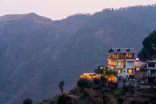 Albergue Zostel Banikhet (dalhousie)