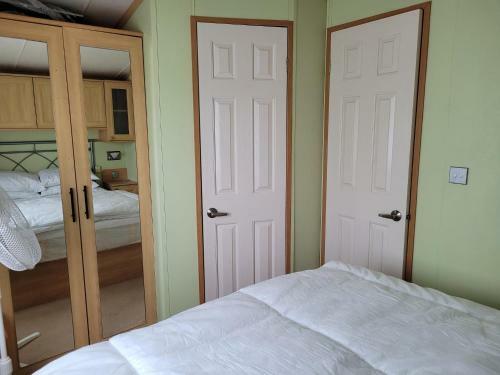 Apartamento 4 Berth Central Heated The Chase (debut)