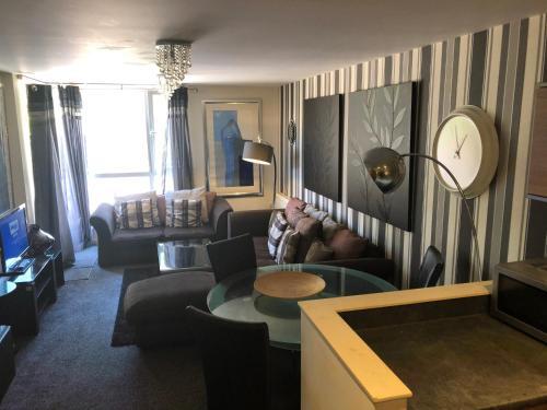 Stunning Former Showhome Apartment - Sleeps Up To 4