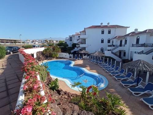 Lovely 1-bed Apartment In Amarilla Golf