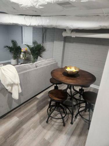 Apartamento New Studio Apt & Backyard Oasis In Historic Uptown