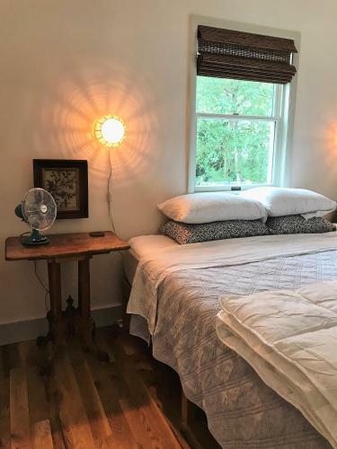 Cottage By The Sea: Pagnotto Shellback House