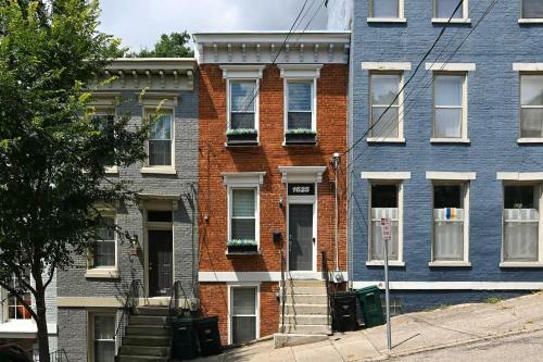 Urban Paradise In Otr - Private Parking Spaces