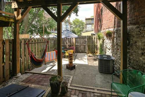 Urban Paradise In Otr - Private Parking Spaces
