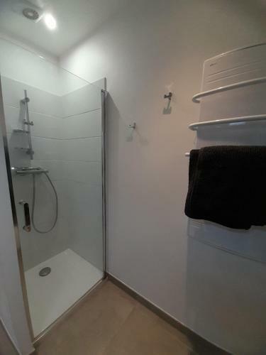 Jolie Maison Avec Vue, Dans B�tisse C�venole