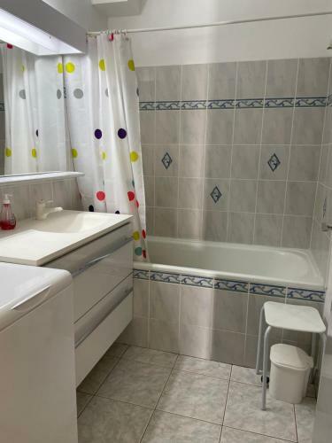 Apartamento Rez De Jardin En Front De Mer, Id�alement Situ�