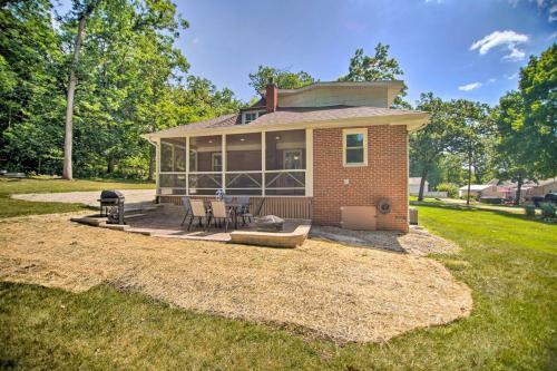 Sun-lit Lake Geneva Sanctuary With Bbq Patio!