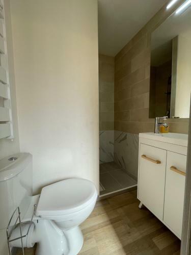 Apartamento Les Appartements D'h�tes De La Vertu N3