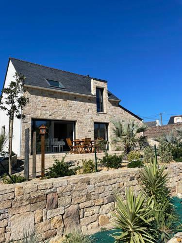 Maison Neuve Dans Un Village Typique De Bord De Mer