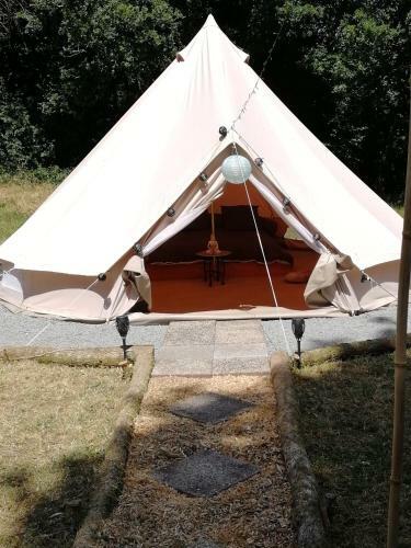 Tente Insolite 1 � 5 Personnes