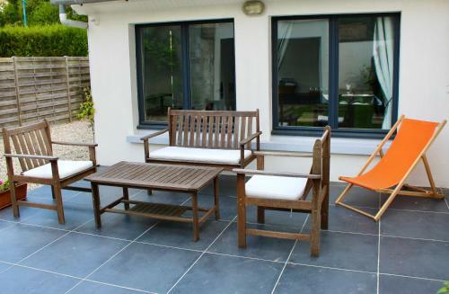 Maison Calme - Proche Plage - Terrasse Privative & Parking Gratuit