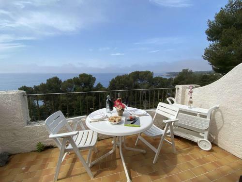 Apartamento Studio Saint-rapha�l, 2 Pi�ces, 4 Personnes - Fr-1-226a-132