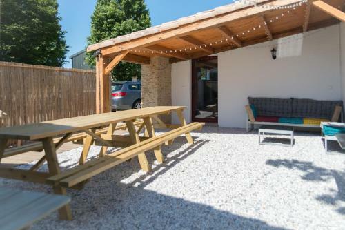 Long�re Pierres/modernit� Proche Mer/la Guitti�re