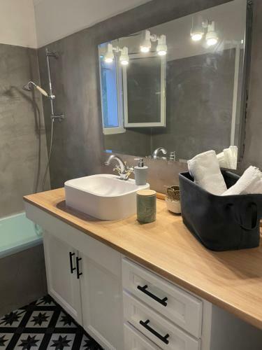 Villa Avec Piscine Au C?ur De La Provence Verte