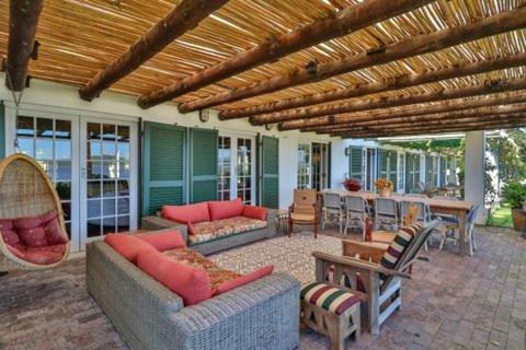 Villa At Lagoon Lodge - On The Klein River Lagoon