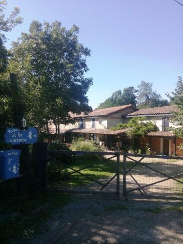La Source Et La Sorciere G�te Et Chambre D'h�tes