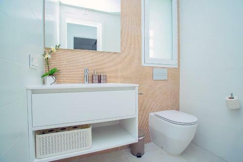 210 New Mar Pool - Alicante Holiday