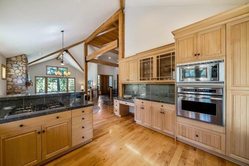 Luxury On Lassen