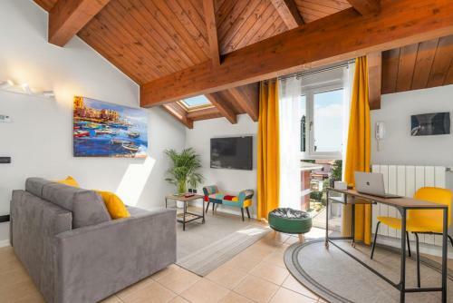 Casa Gialla 7a, New Apartment Milano&como