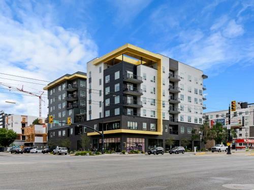 Chic 1br Apartment W Balcony By Stay Gia