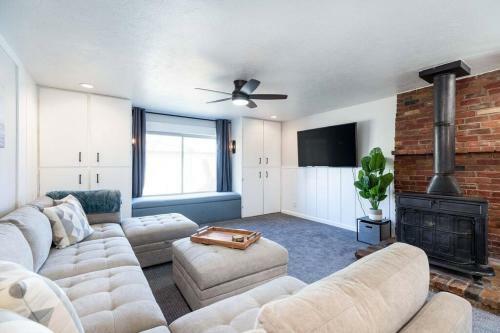 Modern Slc Home Only Mins Downtown & Airport