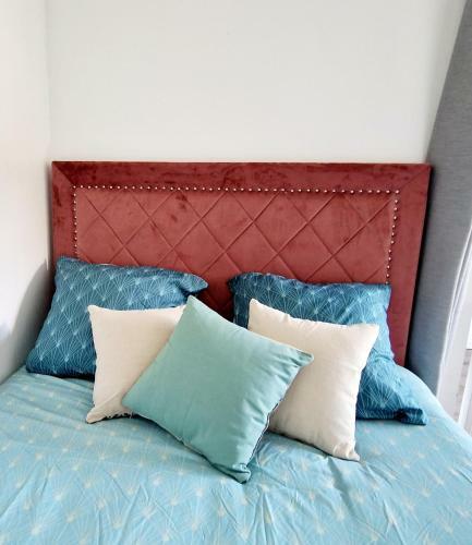 Apartamento Hyper Centre Gare Rer A � 400m. Paris 20 Min.