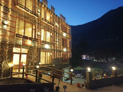 Hostal Blissful Hospitality 17 Milestone Hotel