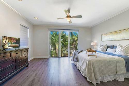 House With Pool Close To Shopping And Beach
