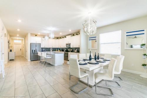 Luxurious Comfort - 6 Bdm Villa With Pool & Game Rm Villa