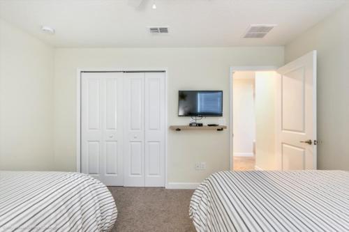 Luxurious Comfort - 6 Bdm Villa With Pool & Game Rm Villa