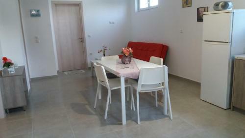 'katikies Crete', New Building Pitsidia - Matala